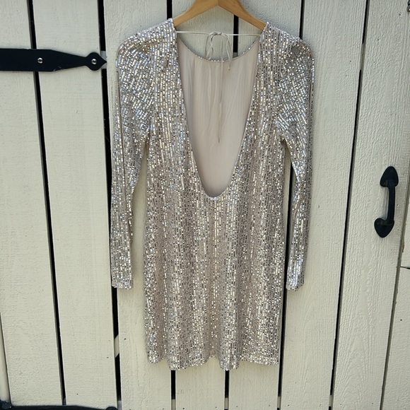 NWT Abercrombie & Fitch Sequin Minidress Open Back Wedding Guest Sz Large - Picture 3 of 8